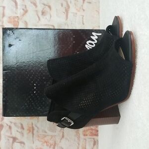 New Sam Edelman Easton Perforated Peep Toe Bootie
